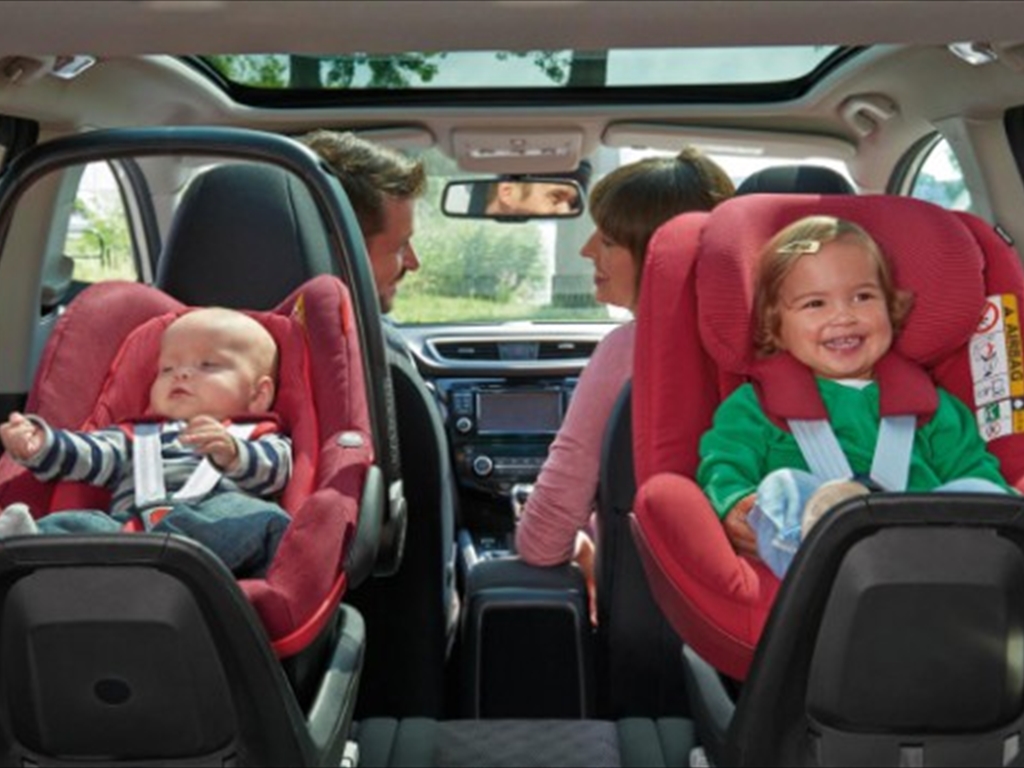 Çocuğunuzun Arabada Sessiz Bir Şekilde Oturmasını Nasıl Sağlarsınız?