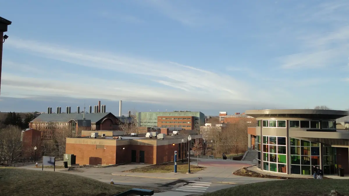 UConn’ın Ücretsiz Serisi, Görünmeyen Yeteneği Tanıma Oturumuyla Başladı
